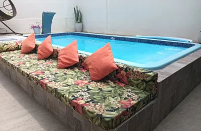 Casa térrea para locação definitiva com 3 suítes na praia da maranduba