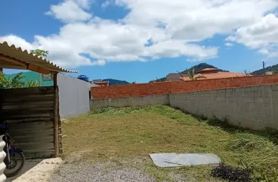 Terreno à venda na Praia de Maranduba, Ubatuba 