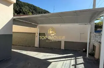 Ampla casa à venda ou locação na praia das pitangueiras 

ampla