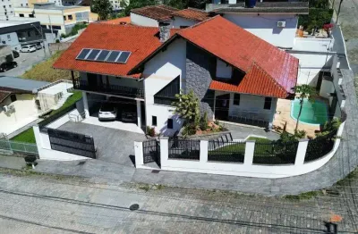 Casa com 4 quartos à venda na renato de barba, 75, velha, blumenau por r$ 1.280.000