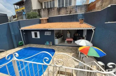 Casa com 4 quartos à venda na Vila Junqueira, Atibaia 