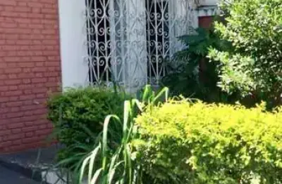 Casa comercial com 1 sala para alugar no Centro, Atibaia 