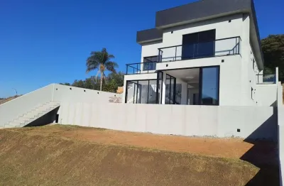 Casa de Condomínio com 3 quartos, Jardim Bela Vista - Bragança Paulista