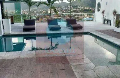 Ocean vende:  camboinhas casa alto padrão 5 quartos sendo 5 suítes sala cinema piscina sauna
