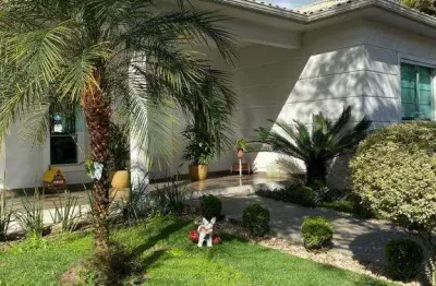 Ocean vende: maricá condomínio, casa 3 quartos sendo 1 suíte / hidro, área gourmet completo, piscina