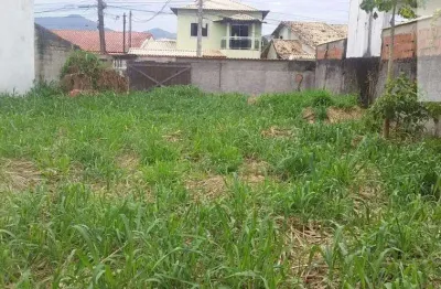 Ocean vende:  maricá, centro, terreno 360m², plano, murado, agua cedae, iluminação de  rua