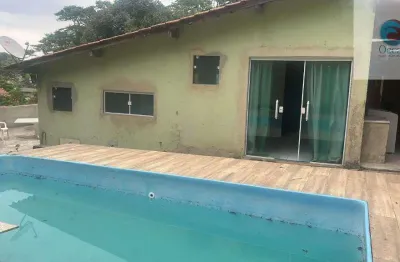 Ocean vende: niterói, itaipu, casa 2 quartos, sendo 1suíte, piscina, churrasqueira, área de serviço,