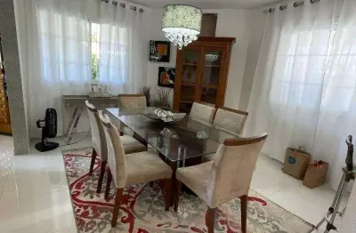 Ocean vende: maricá, condomínio, casa 4 quartos (1suíte/closet), armários, placa solar, edícula/ ban