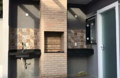 Ocean vende: itaipuaçu, casa 3 qtos ,(1suíte),  lavabo, chuveirão e área gourmet, garagem