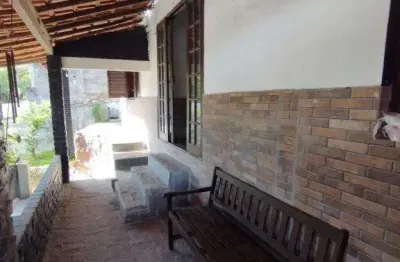 Ocean vende: itaipu, casa 3 quartos, sendo 1 suíte + closet, terraço, terreno 600m², varanda