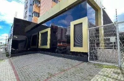 Ponto comercial com mobília e estacionamento na joão quirino