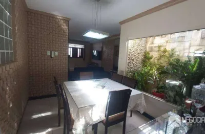 Casa com 3 dormitórios à venda, 180 m² por r$ 630.000 - catolé - campina grande/pb