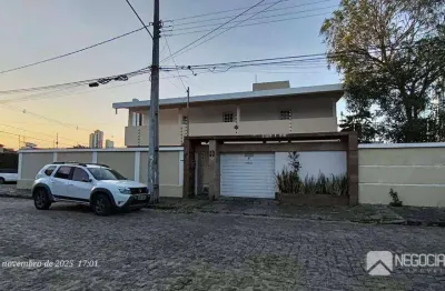 Casa com 4 dormitórios, 240 m² - venda por r$ 1.200.000,00 ou aluguel por r$ 6.000,00/mês - catolé - campina grande/pb