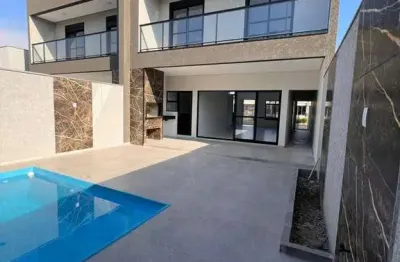 Sobrado alto padrão com piscina, 3 suítes próximo ao centro matinhos-pr