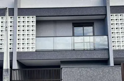 Sobrado meio 3 quartos bom retiro matinhos pr residencial são pedro