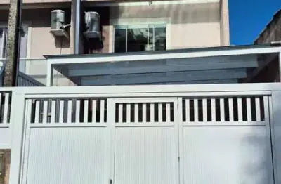 Casa à venda na Rua Francisco José Silvano, Sertãozinho, Matinhos