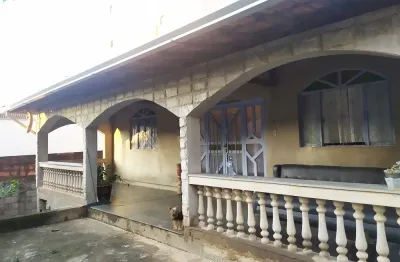 Linda casa com 681 m² de área total -  bairro ana rita, em timóteo!