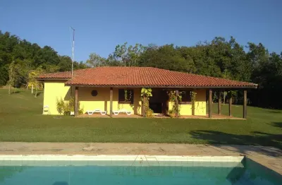 Sitio  em itu-sp: 3 quartos, 1 suíte, sala ampla, 3 banheiros, 23.000m² de área no parque nossa senhora da candelária