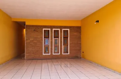 Imperdível! casa à venda em itu-sp, bairro progresso, 3 quartos, 1 suíte, 1 sala, 3 banheiros, 4 vagas de garagem, 194 m².
