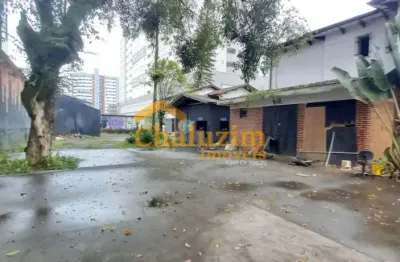 Terreno plano para prédio residencial ou comercial região central de joinville, sc
