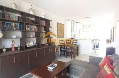 Casa em condomínio fechado com 2 quartos para alugar na Rua Itacolomi, 38, Centro, Balneário Piçarras