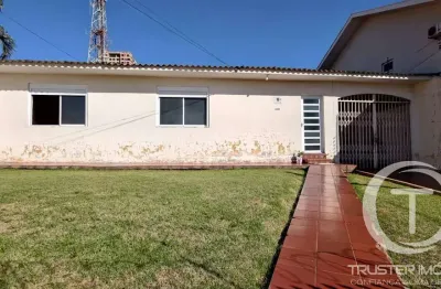 Casa comercial à venda no centro, 195 m²,  6 salas: r$ 1.390.000,00