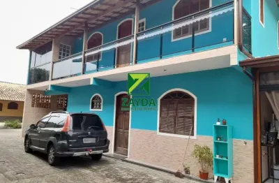 Casa à venda em casimiro de abreu-rj, no bairro santa irene - barra de são joão! 4 quartos, 1 suíte, 1 sala, 2 banheiros, 1 vaga de garagem e 135,00 m² de área.