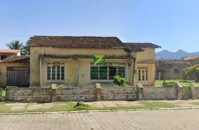 Casa em amplo terreno, com 660m² de área total, no praião, em barra de são joão. oportunidade para investimento