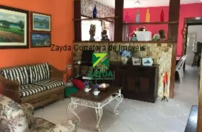 Casa à venda em casimiro de abreu-rj, bairro peixe dourado ii - barra de são joão: 3 quartos, 2 suítes, 1 sala, 3 banheiros, 12 vagas, 250 m².