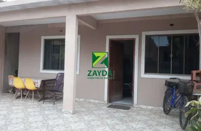 Casa à venda em casimiro de abreu-rj, no jardim miramar! 2 quartos, 1 suíte, 1 sala, 2 banheiros, 1 vaga, 10,00m².
