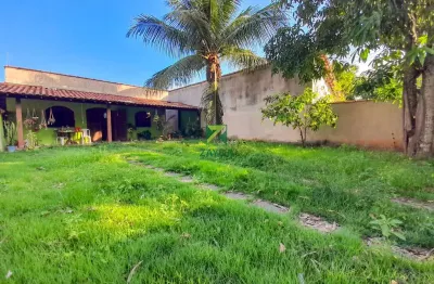 Casa à venda em casimiro de abreu-rj, no bairro peixe dourado ii - barra de são joão! 3 quartos, 2 salas, 2 banheiros, 2 vagas de garagem, 127,00 m² de área.