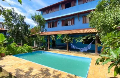 Espetacular casa à venda em aquarius (tamoios), cabo frio - 5 quartos, 2 suítes, 2 salas, 7 banheiros, 2 vagas - 371m²!