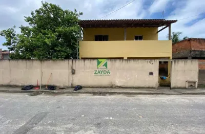 Casa duplex de 3 quartos no bairro recanto, rio das ostras-rj! 220m²(total), quintal, próxima à rodovia, praia e comércio.