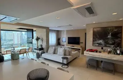 Apartamento com 2 quartos para alugar na Avenida Ômega, 171, Melville Empresarial  I e  II, Barueri