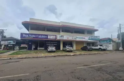 Galeria comercial muito bem localizada no urias magalhães.