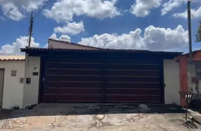 Oportunidade casa à venda 2 quartos, sendo 1 suíte de 140,00m²