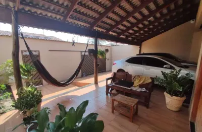 Sobrado com 3 quartos, sendo 1 suíte no setor morada do sol