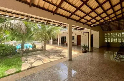 Casa em condomínio  4 quartos, 2 suíte, 4 banheiros