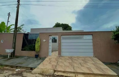 Casa com 2 quartos à venda na Rua, qd, Setor Central, Sanclerlândia