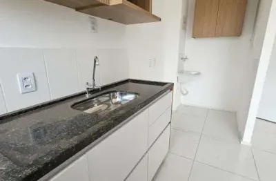 Apartamento 2 quartos com armário, parque amazônia.