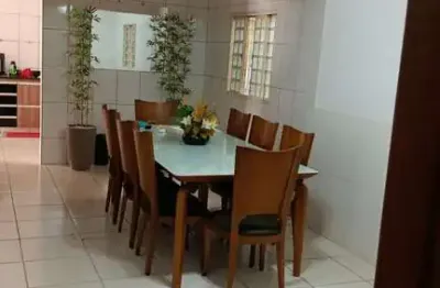 Casa 3 quartos sendo 1 suíte, 200m² no itapoã 2 - aparecida de goiânia