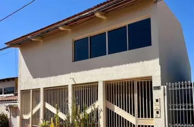 Sobrado de 4 quartos, sendo 2 suítes no itatiaia - goiânia - go