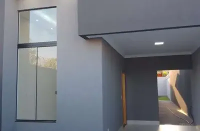 Casa 3 quartos sendo 1 suíte, area gourmet e quintal - aparecida de goiânia