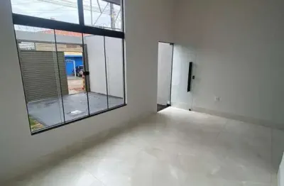 Casa à venda com 2 quartos, 2 banheiros, 2 vagas e 64m² no residencial  ytapuã
