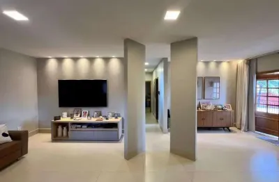 Casa 5 quartos, condominio fechado, 530 mil area construida