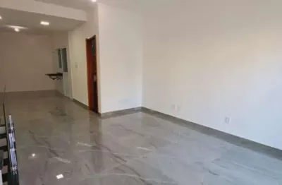 Casa a venda com 03 dormitórios na vila humaitá por apenas r$ 664.000,00, casa a venda com 03 dormitórios em santo andré por apenas r$ 664.000,00