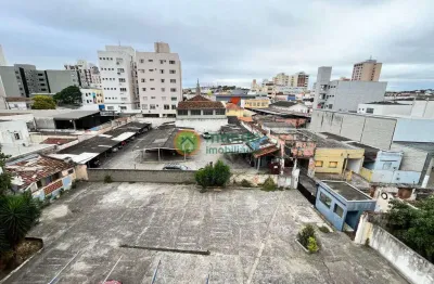 Casa comercial à venda na Rua Dona Chiquinha de Mattos, 173, Centro, Taubaté
