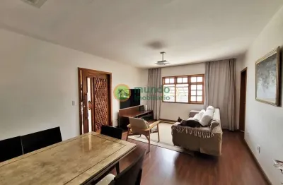 Casa com 3 quartos à venda na Rua Francisco de Mattos, 1000, Conjunto Residencial Urupes Unidas, Taubaté