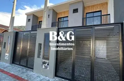 Casa com 3 quartos à venda na Rua 810-b, 37, Alto São Bento, Itapema