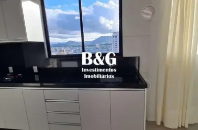 Apartamento semimobiliado muito bem localizado no morretes